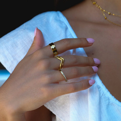 Gold Crystal Clover Band Ring