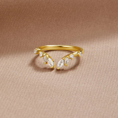Lily Crystal Gold Vine Ring